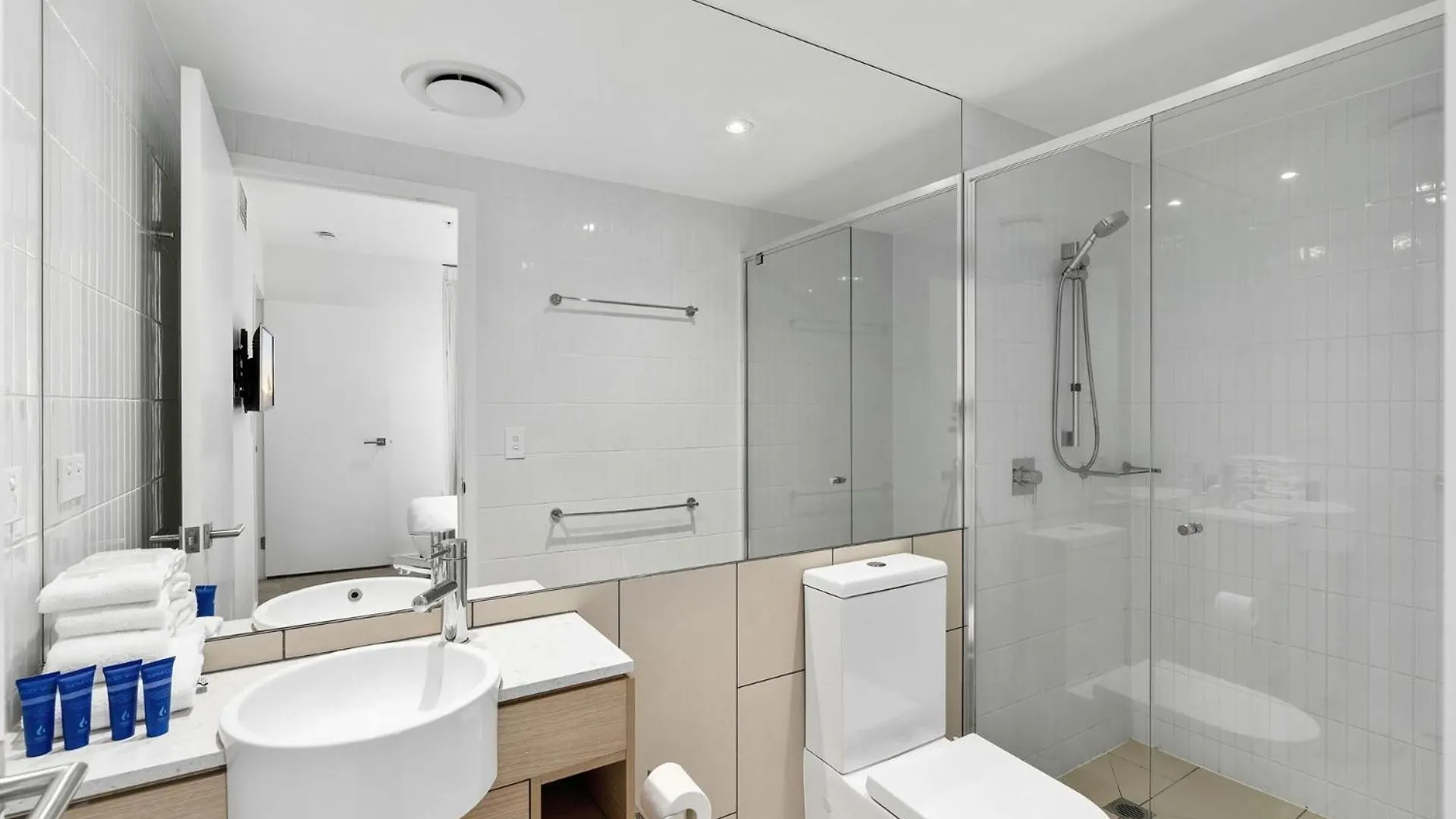 The Beach Resort 2 Bedroom Apartment Голд-Кост